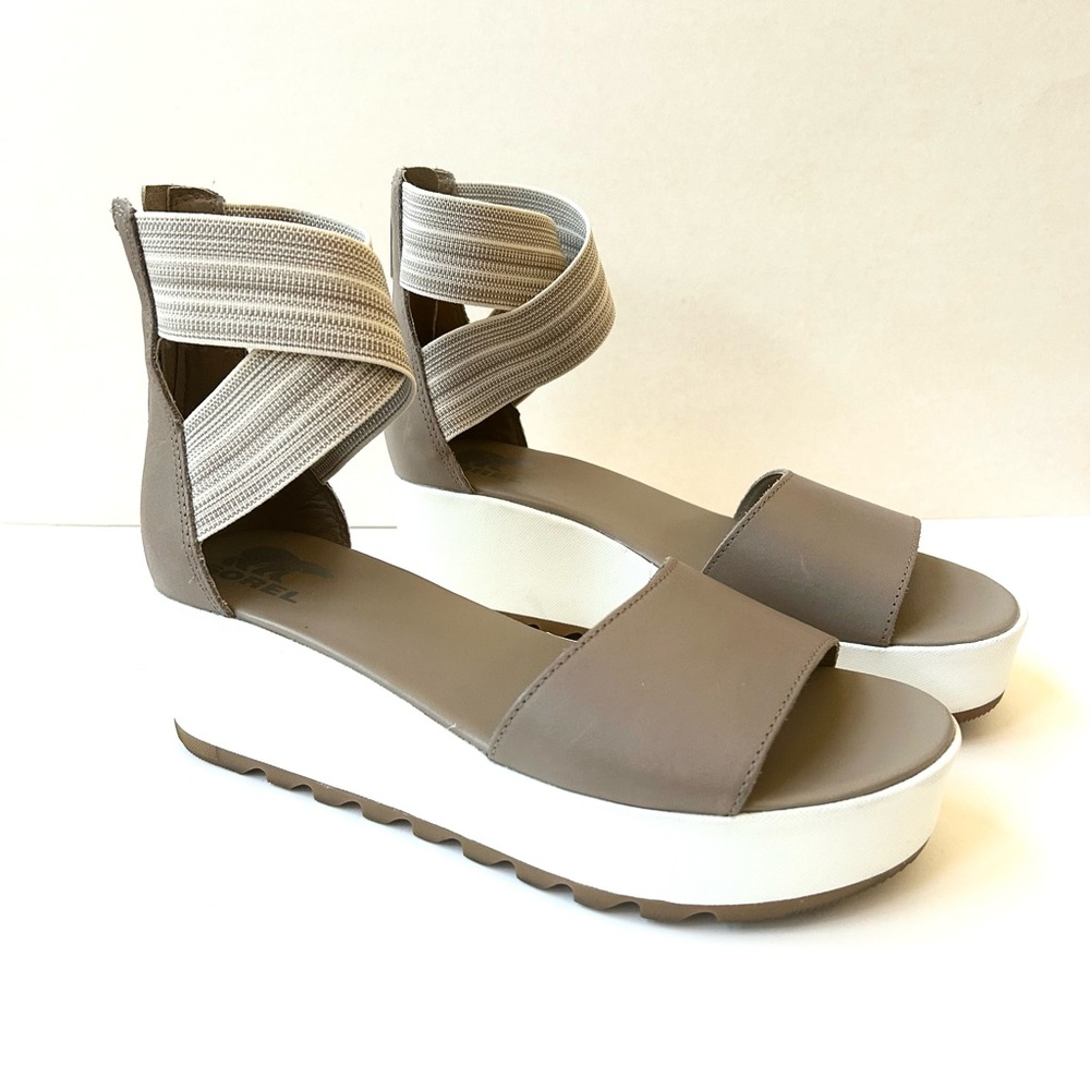 Sorel Women's Wedge Sandals - Taupe and White Sz 10 Worn Once